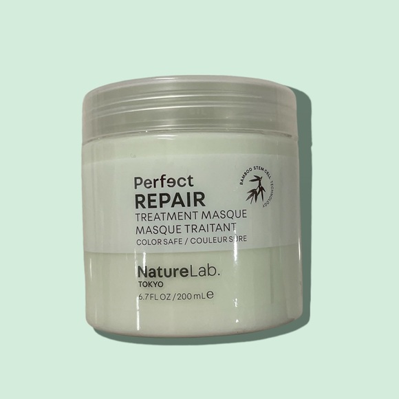 💕 2 for $40 💕 NatureLab Perfect Repair Treatment Hair Masque - Picture 1 of 2